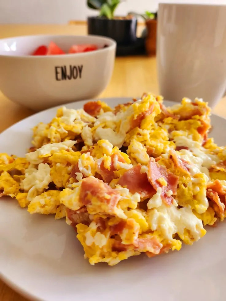 Scrambled Eggs with Ham